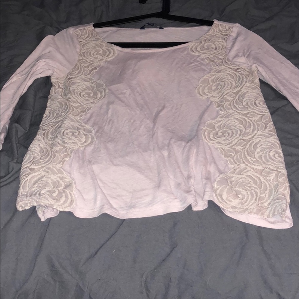 Quarter sleeve t shirt